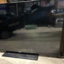 Samsung 54.6-inch 1080p Smart LED TV