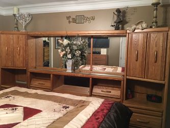 solid wood king size headboard with storage on Solid Wood Maple King Size Wall Unit Headboard Storage For Sale In Bolingbrook Il Offerup
