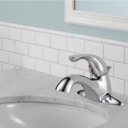 Classic Chrome 4-in centerset 