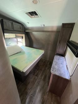 Power Lite Toy Hauler 25ft