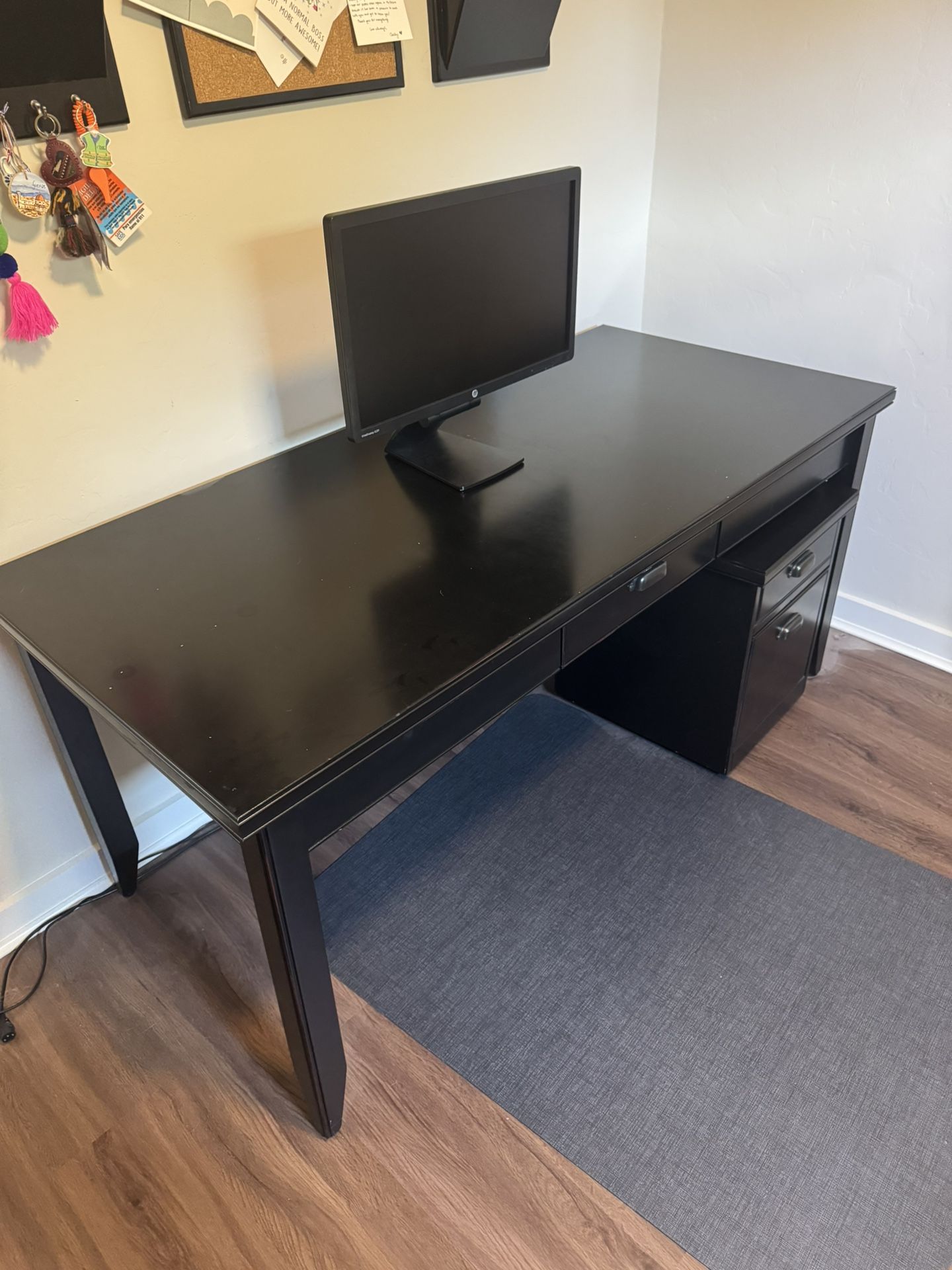 Black Office Desk With Rolling 2 Drawer Cabinet