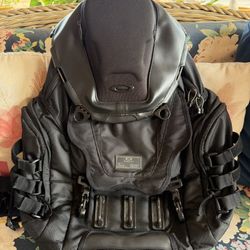 Oakley Icon Backpack 3.0 (32L)