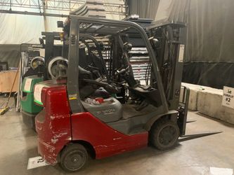 Toyota Forklift super Low Low Hours