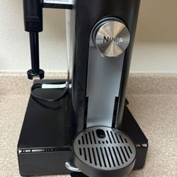 Ninja Single-Serve Pods & Grounds Coffee Maker with Integrated Milk Frother Black& Keurig Non-Rolling 24ct Coffee