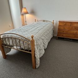 Twin Bed Set