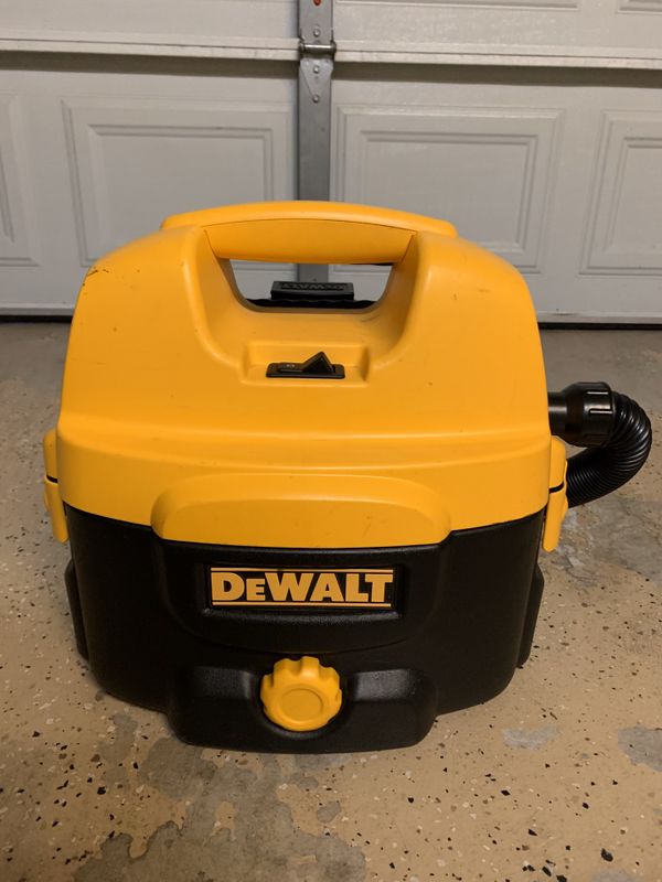 DEWALT DC500 2Gallon 12to18Volt Cordless/Corded Wet/Dry Vacuum for