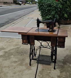 Vintage Standard Sewing Machine