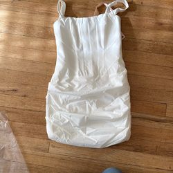 Brand New oh polly White Cute Dress UK4 US 2