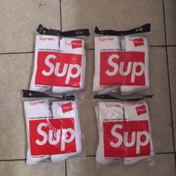 Supreme Socks 