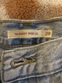 Levi Women’s Baggy Jeans