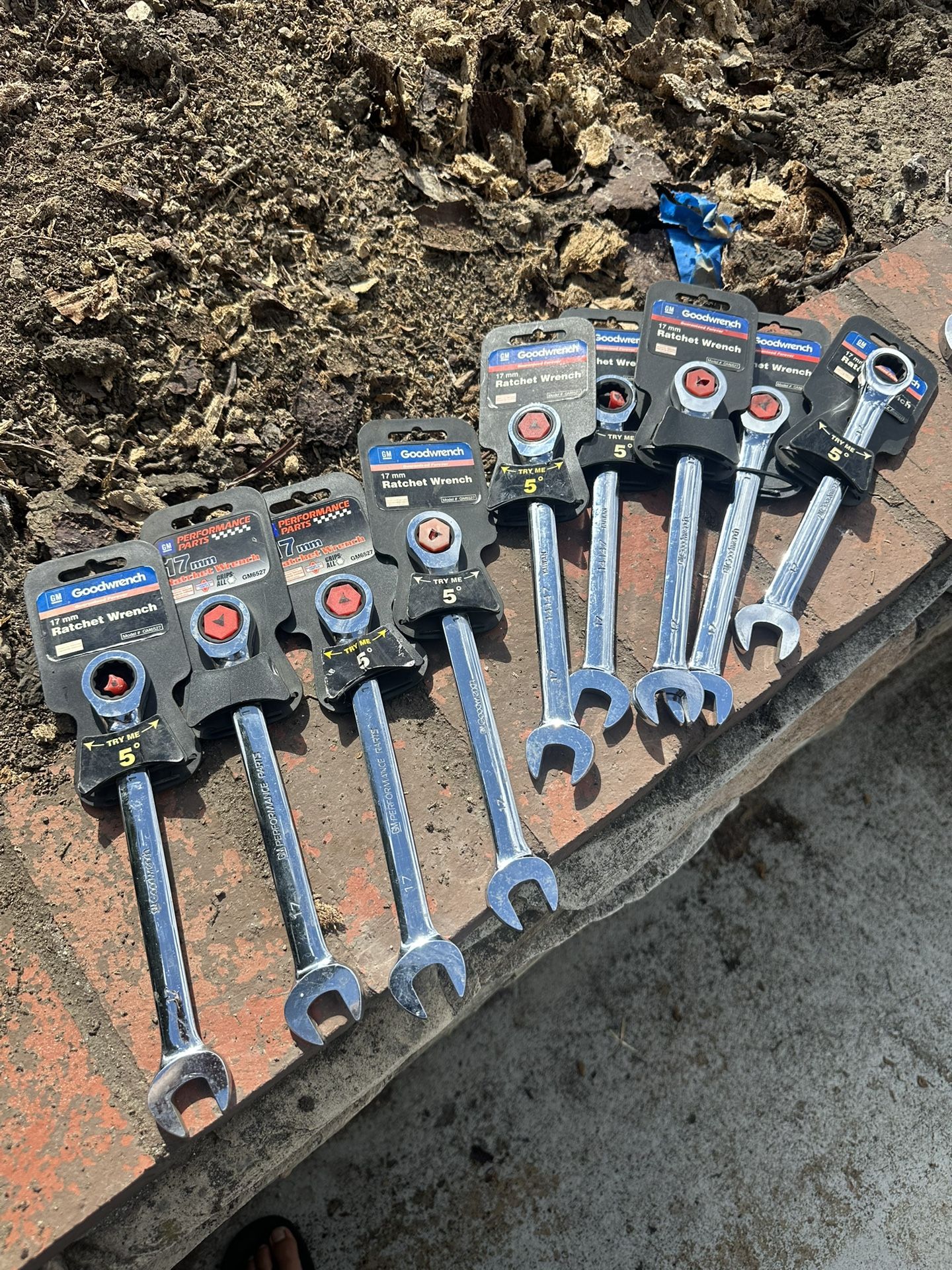 GM Goodwrench 17mm Ratchet Ratcheting Wrench