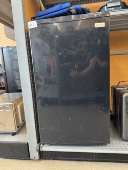 Mini fridge