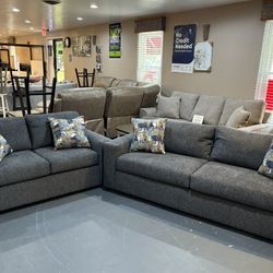 New Sofa & Loveseat Set 