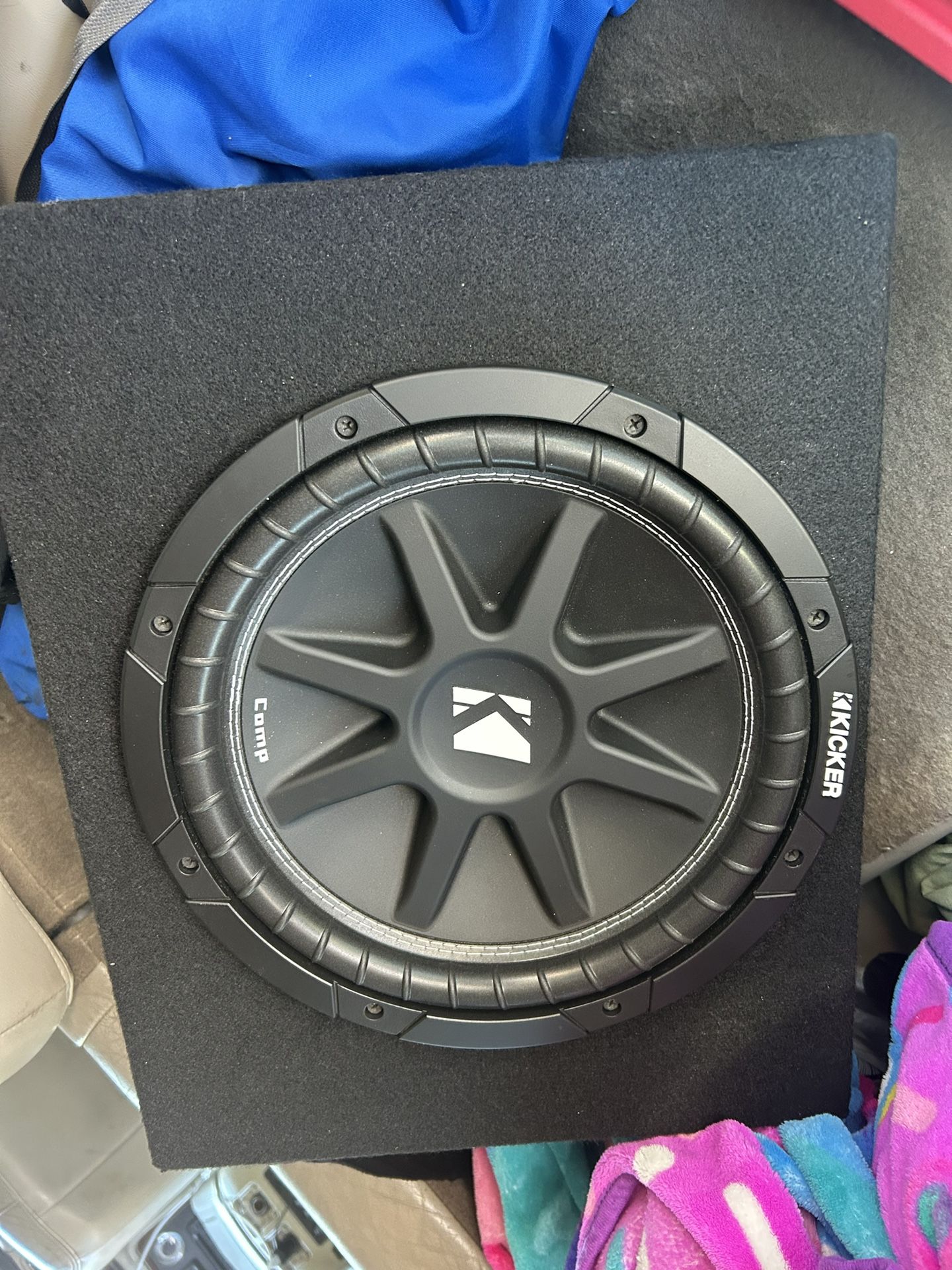Kicker 43C124 Comp Series 12" 4-ohm subwoofer
