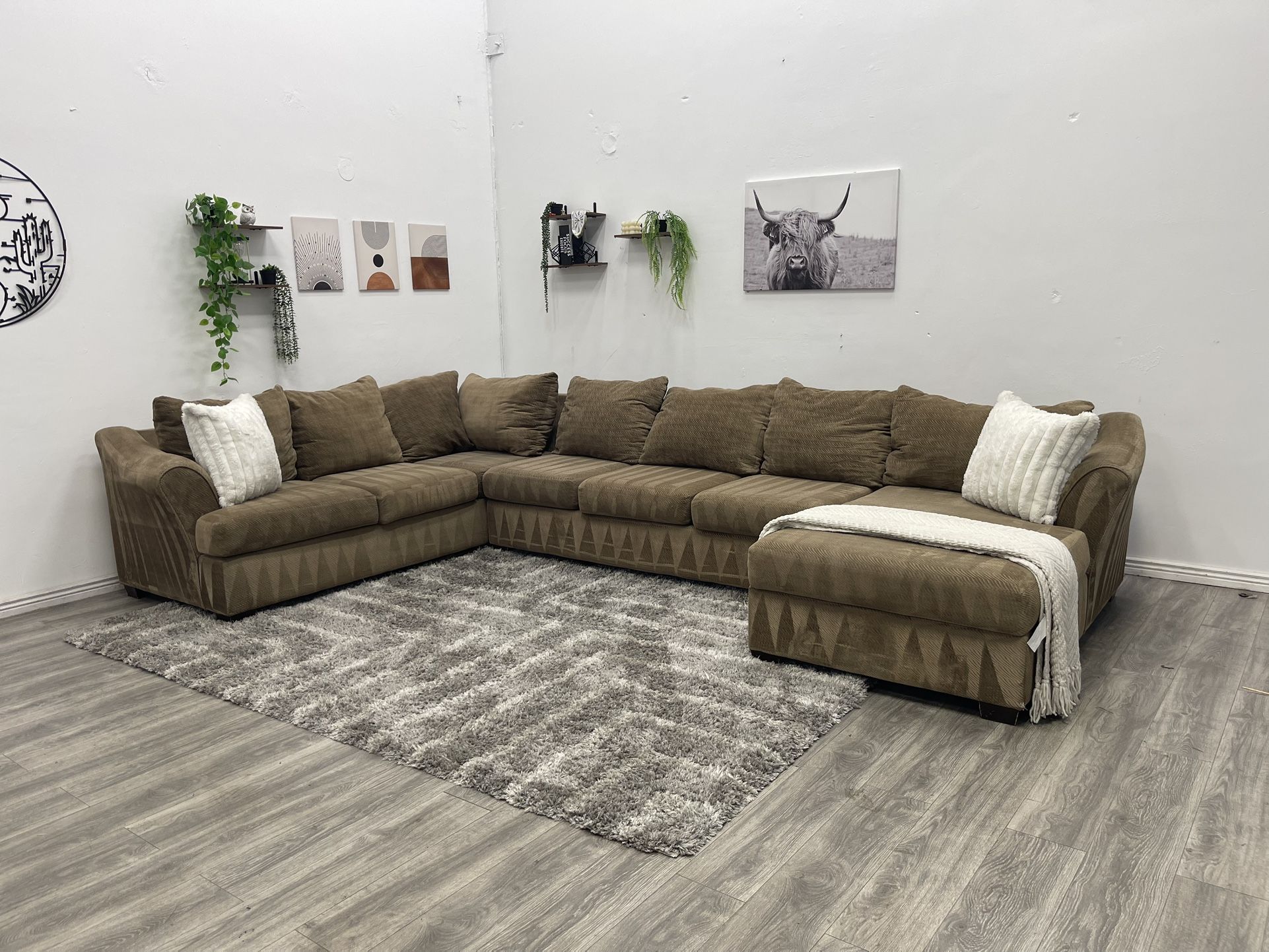 Brown Sectional Couch - Free Delivery