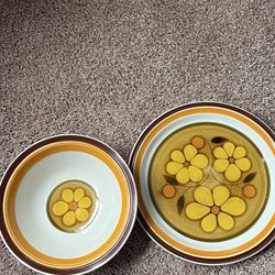 Vintage Matching Serving Bowl And Plate 