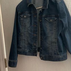 LADIES DEMIM JACKET SIZE P XL  CLEAN    STYLE & CO