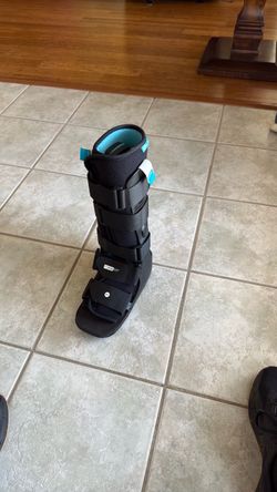 Formfit Walker boot by Ossur