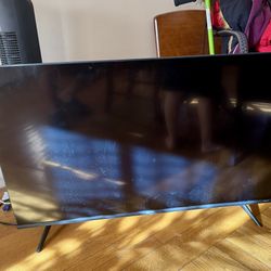 Hisense TV 43”