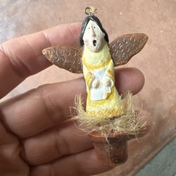 Vintage 3" Folk Art Angel in flower pot Christmas Ornament 