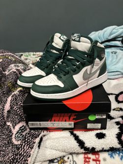 Air Jordan 1 Retro High OG 'Gorge Youth 4