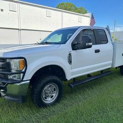 2017 Ford F350 Super Duty Super Cab