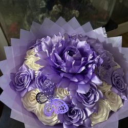 Large purple bouquet 