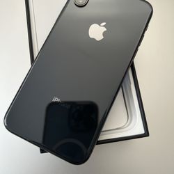 Iphone X  64GB ANY CARRIER JET GREY