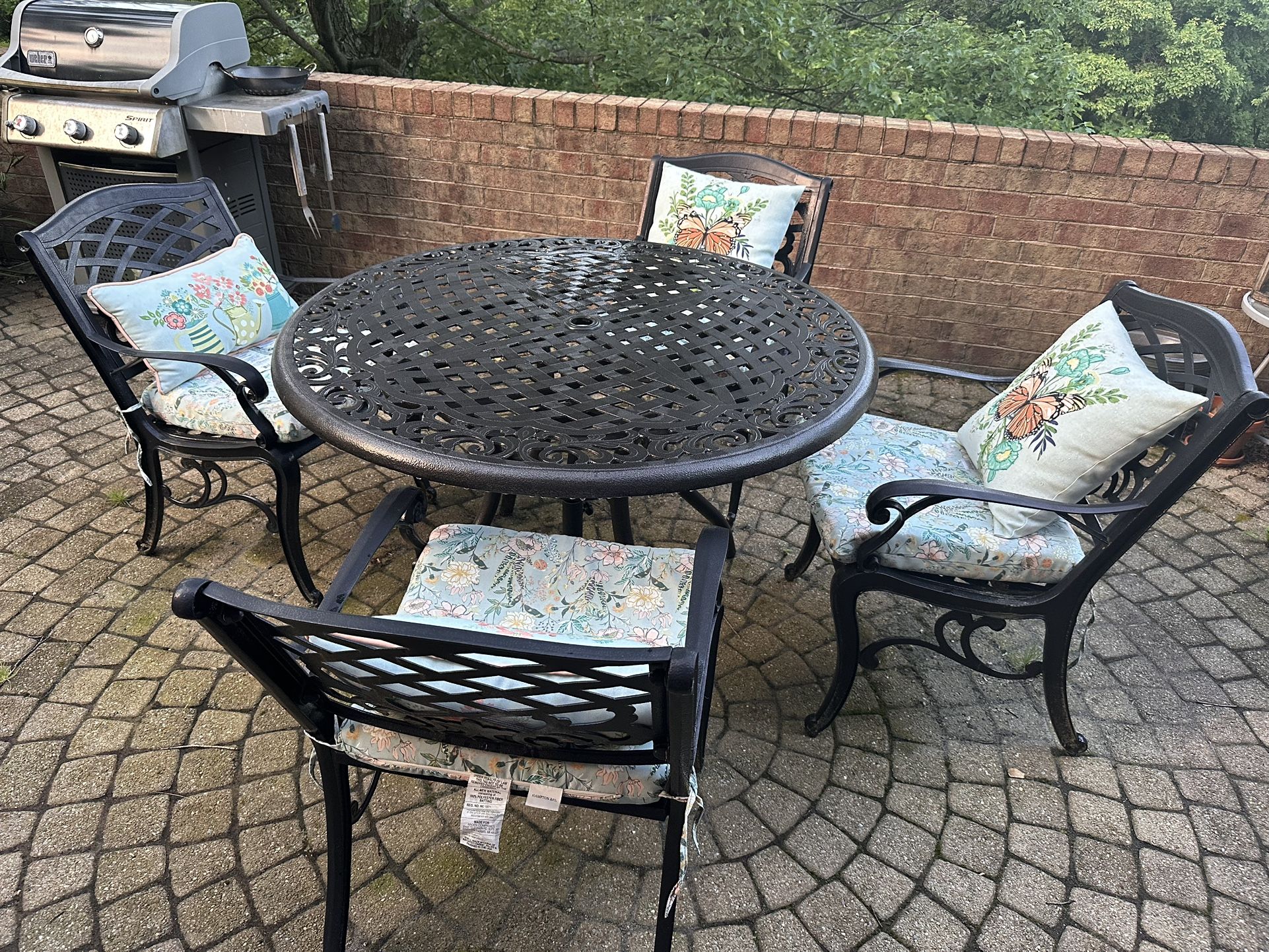 5 Piece Patio set Cast Aluminum