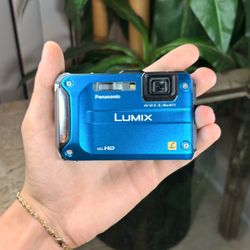 Panasonic Lumix Full HD Compact Camera Blue