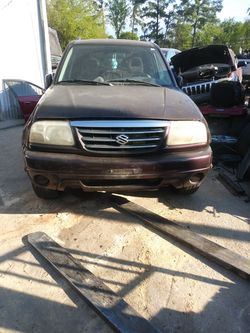 2001 suzuki 4x4 2.7 automatica parts only