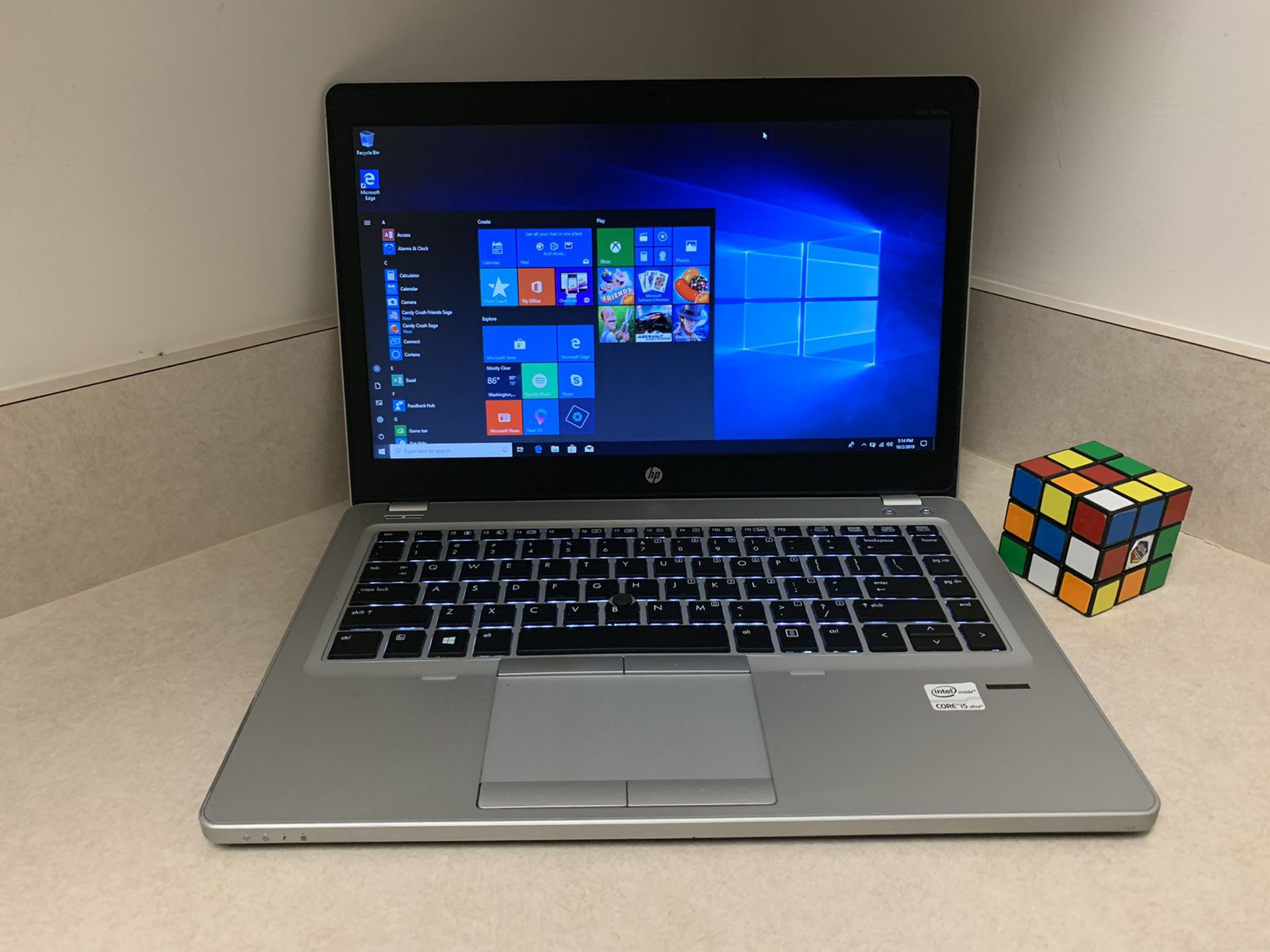 I5 HP Elitebook Laptop With Backlit Keyboard ( 8 GB RAm, 256 GB SSD , super fast and loaded, Windows 10 Pro etc ...)