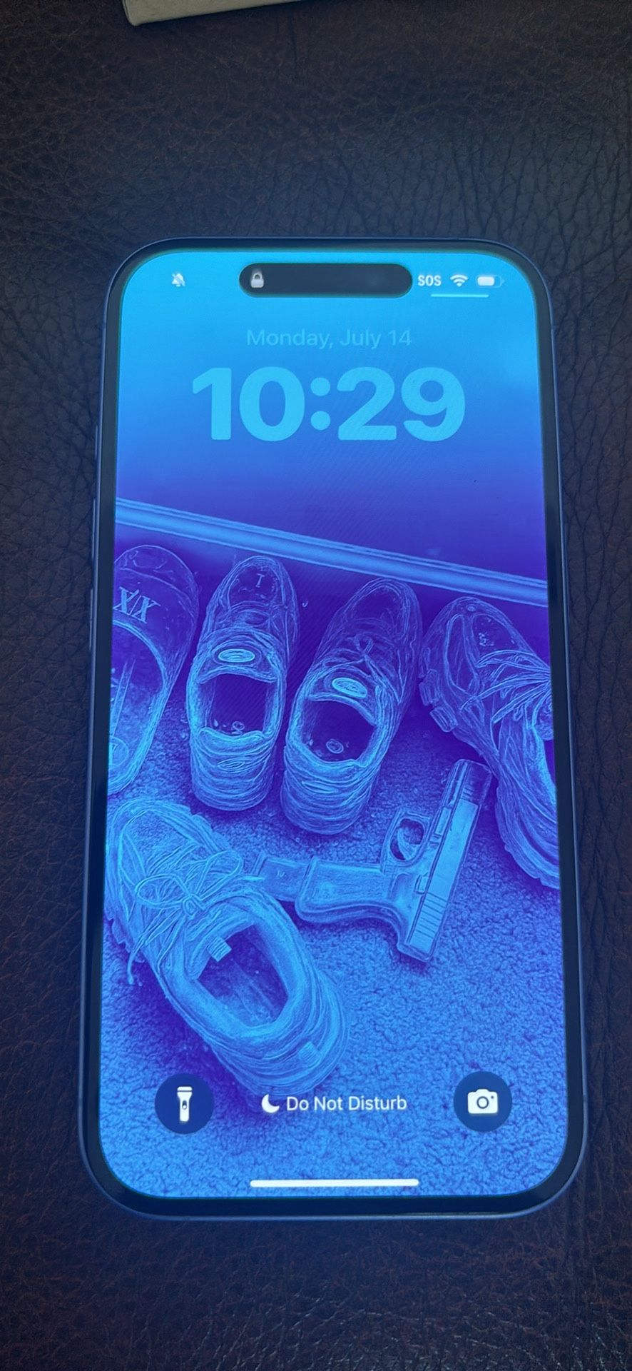 iPhone 16