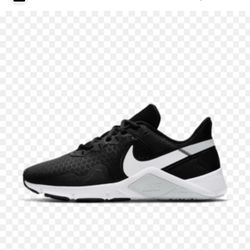Women’s Nike Legend Essential 2 Workout Sneakers, Size 7.5