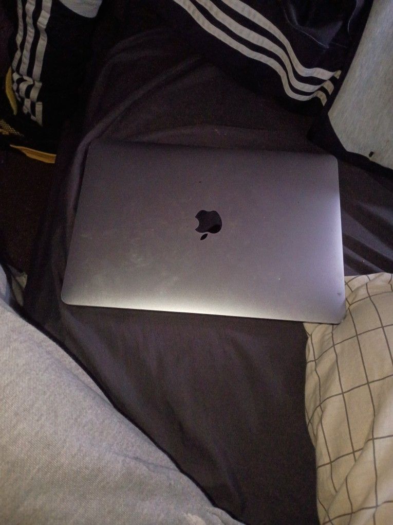 MacBook