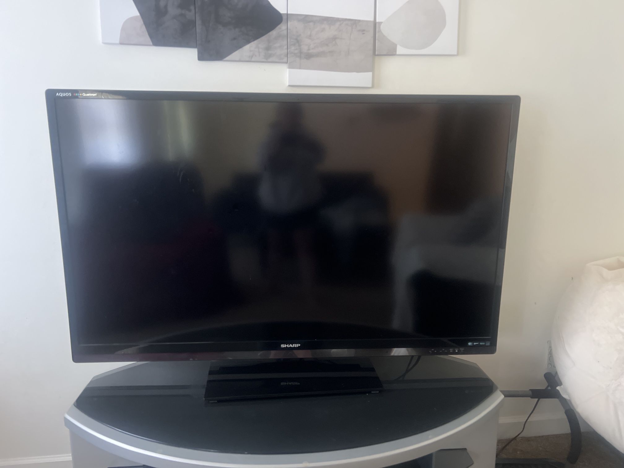 Sharp Aquos 55 Inch ? (close)