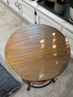 Round Wood Top Bar Stool