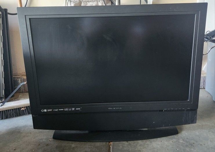36in Olevia Flat Screen TV for Sale in Aurora, CO OfferUp