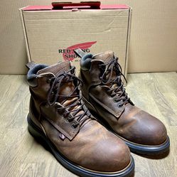Red Wing Boots - DYNAFORCE - Steel Toes, Size 9.5 Mens