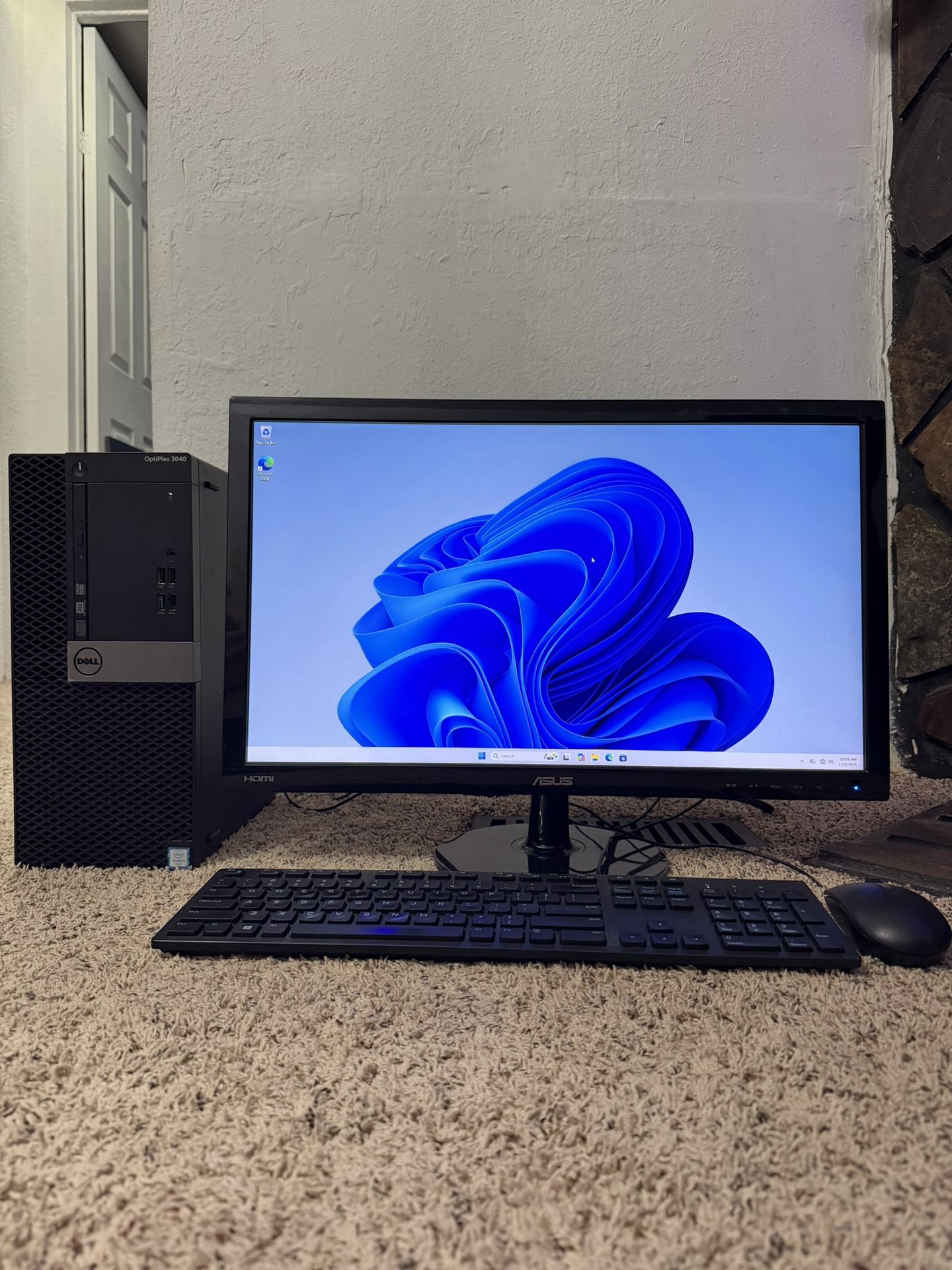 i5 Dell OPTIPLEX  3040 Desktop Computer System SSD HD