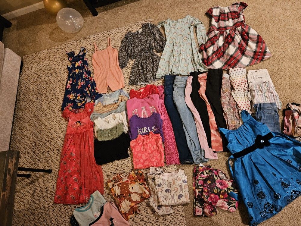 40p Size 8 Girls Clothing Lot