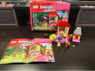 Lego 10738 Snow White Cottage