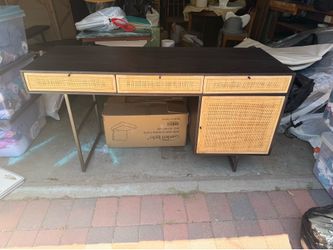 Desk