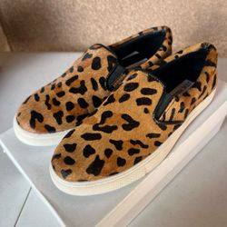 New Steve Madden Leopard Slip-On Sneakers (Size 7.5)