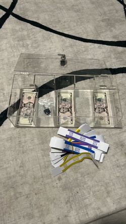 Cash Box w/money straps