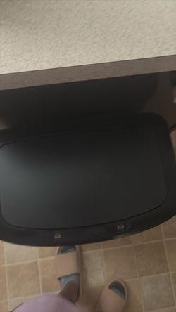 Trash can