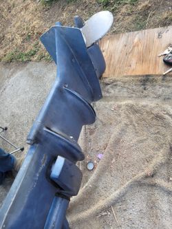 Piston Gone On This 80s Evinrude 25 Hp Needs piston A head And Rebuild