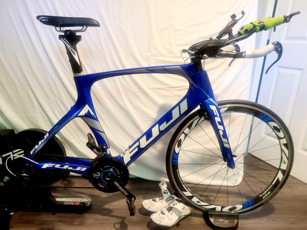 Fuji Norcom Straight 2.1 TT/ Triathlon Bike