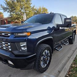 2021 Chevy Silverado 2500hd 4x4  Gas