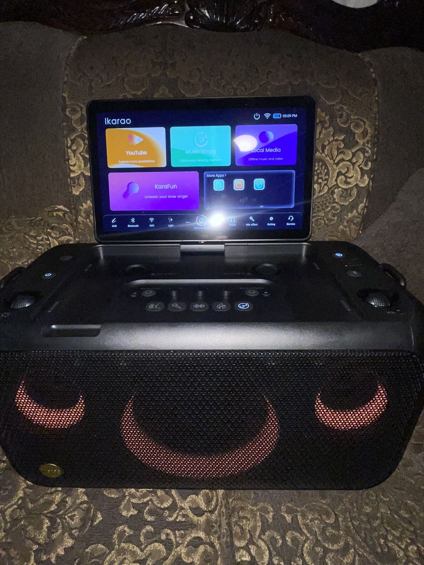 BRAND NEW Break X1 Karaoke Machine Speaker Bluetooth Screen